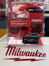 Milwaukee M18 REDLITHIUM FORGE XC8.0 8.0 Ah Battery Starter Kit w/ Rapid Charger