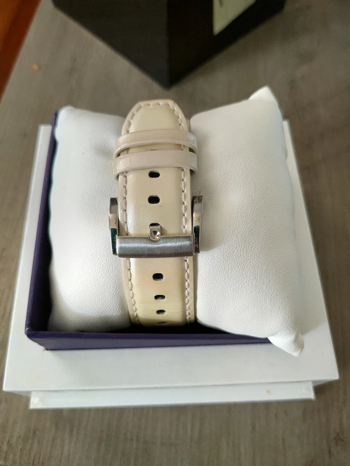 Movado Bold 女式大号白色复合石英表 - 3600230 — 第 3/4 张图片