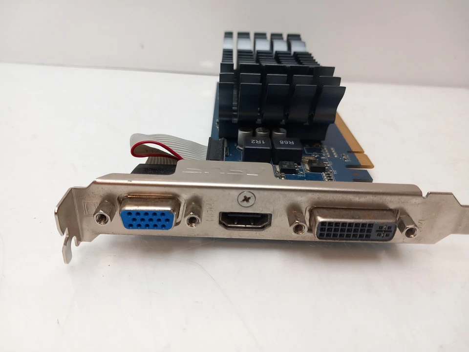 ASUS NVIDIA GeForce 210 1GB Video Graphics Card EN210 Silent/DI/1GD3/V2(LP) - Image 2 of 4