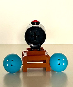 LEGO-Duplo Black Cannon Shooting w/ Red Firing Button & 2 Duplo Missiles-Rare