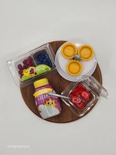 Miniverse Make It Mini Diner Series 2 Fruit Tartlets Open but unmade