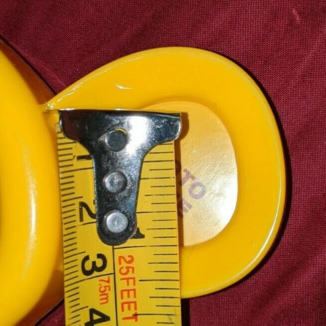 WINNIE THE POOH DISNEY HEAD FACE CLOCK WITH EAR PICTURE PHOTO FRAMES WORKS RARE - Image 3 of 3