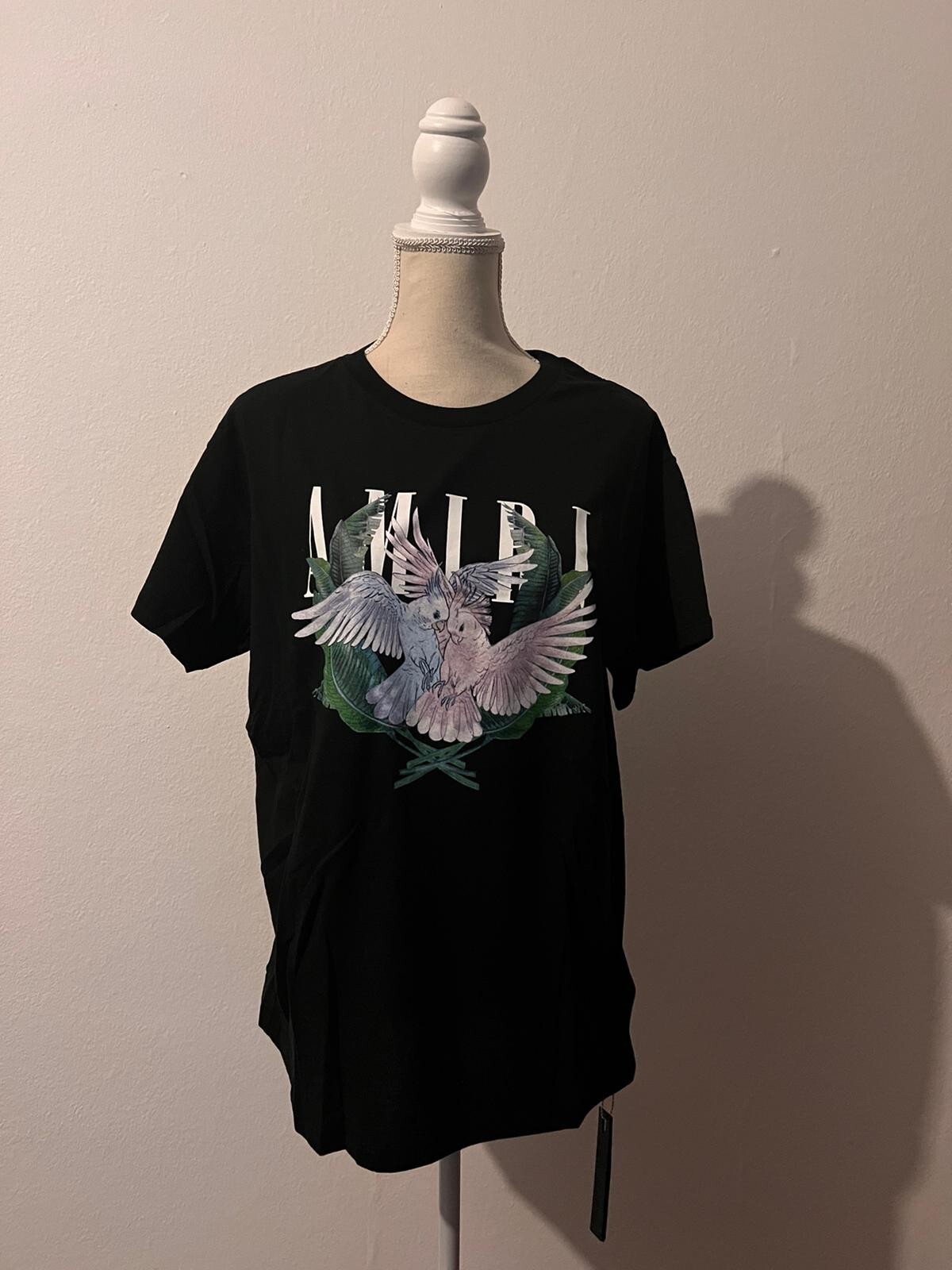 ALTRA T Shirt Amiri. Nuovo. Ho anche altri grandi su richiesta. Vendita privata.