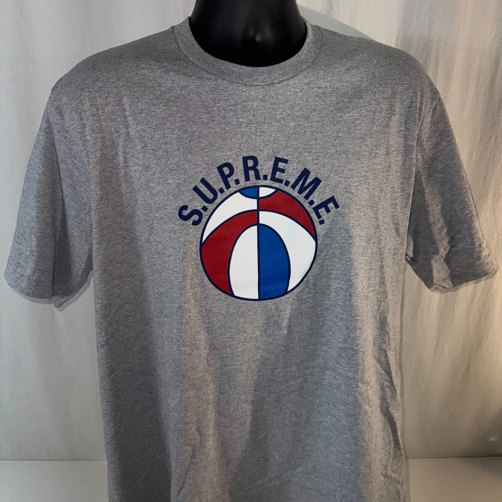 Supreme New Tork Basketball T Shirt Homme Taille L Gris Graphique Tee NEUF