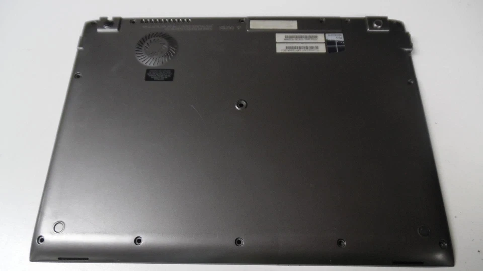 Funda base para Toshiba Portege Z935-P300 - GM903241711B-A Foto 2 de 4