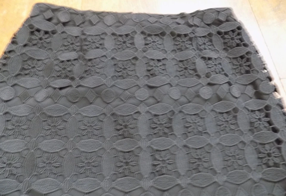 NANETTE LEPORE NYC Negro Floral Encaje Falda Lápiz Dobladillo Tachonado Elegante talla 2 Nuevo sin Etiquetas Foto 2 de 4