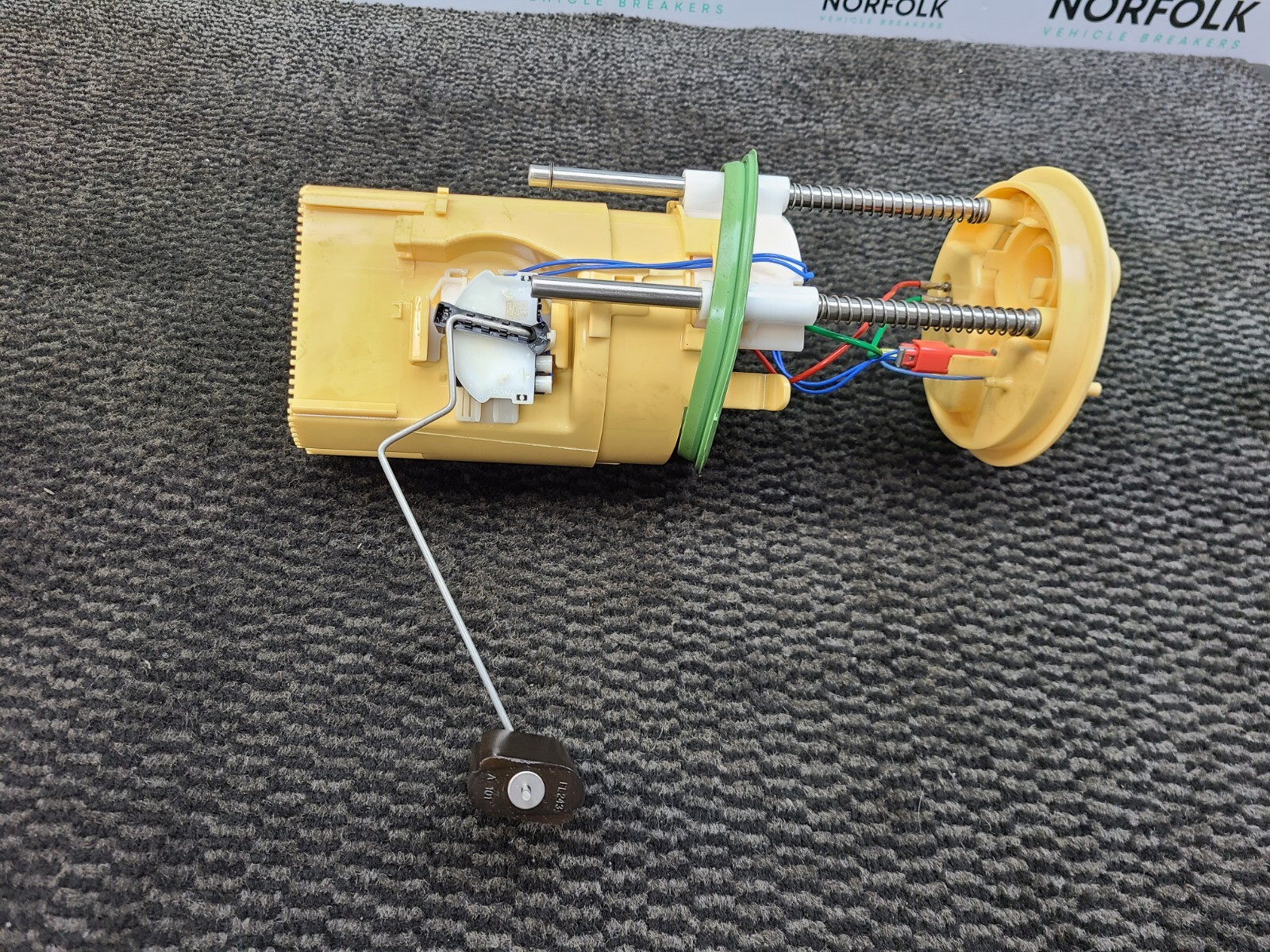 BMW E70 X5 Diesel Fuel Pump 7164315 21/8/23 eBay