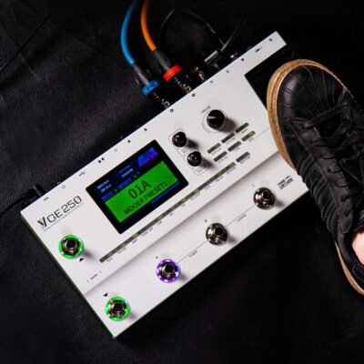MOOER GE250 Guitar Multi-Effects Pedal 70 AMP Models 180 Effect