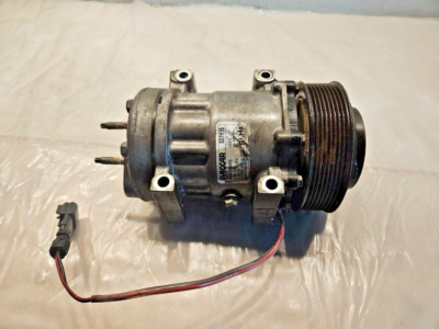 Paccar MX13 Sanden SD7H15 A/C Compressor U4313 with Clutch 2031189