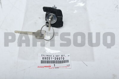 6905126070 Genuine Toyota CYLINDER & KEY SET, DOOR LOCK, RH 69051