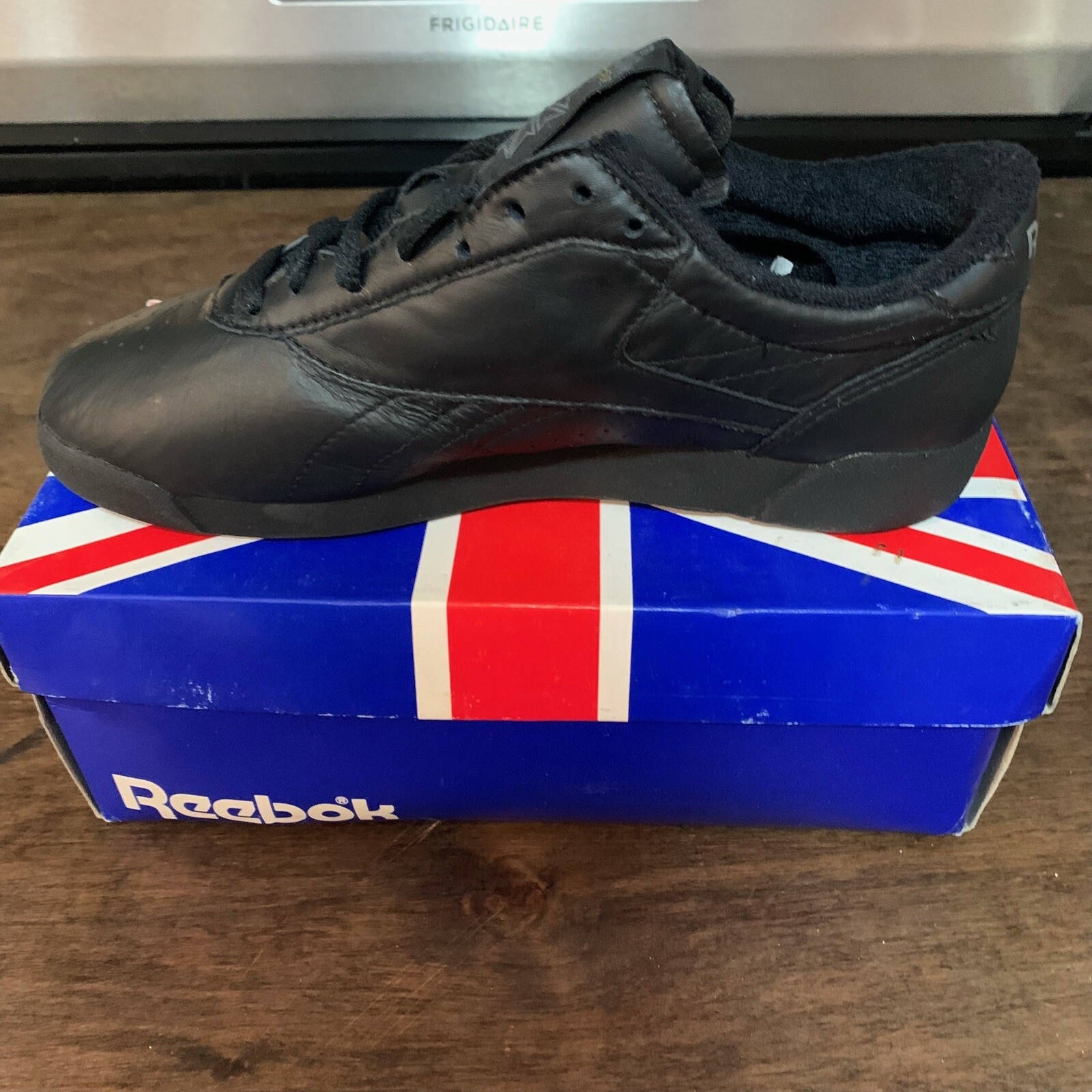Vtg Reebok Classic Aerobics Womens Freestyle Low Sneaker Sz6.5 Style 2-79 Black image 7