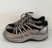 Womens NWOB Easy Spirit Jumpstarts Metallic & Black Rocker Y2k Sneakers Size 6US