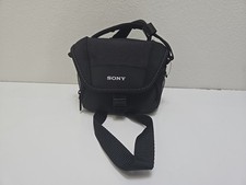 SONY LCSU11 Soft Compact Carrying Case for Cyber-Shot Cameras Black LCS-U11BC