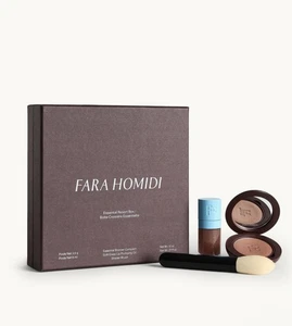 Fara Homidi Essential Resort Box Trio Lip Oil Bronzer Brosse NEW Ensemble de cadeaux de vacances