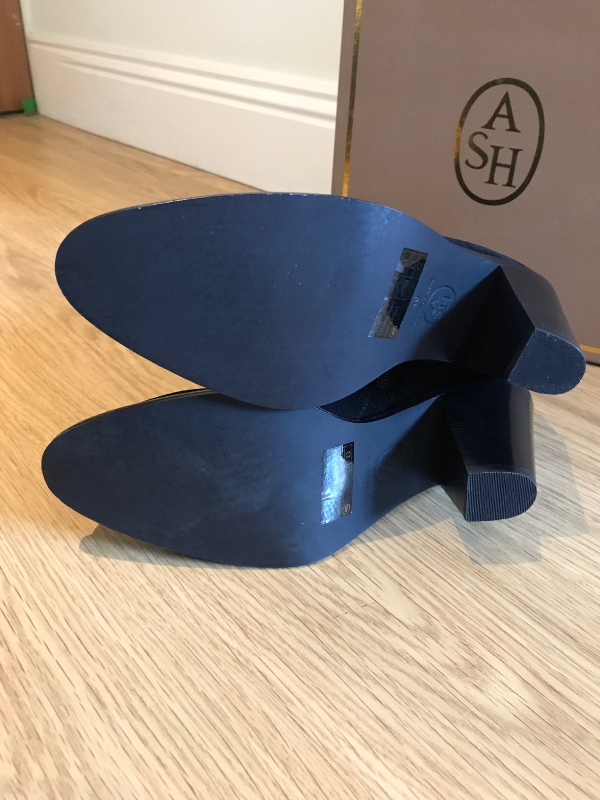 botas de ceniza ceniza ceniza Ivana Suede Negro Tobillo BNWB tamaño 40 tamaño 7 Estilo Vaquero Softy Nuevo 03944b botas de ceniza ceniza ceniza Ivana Suede Negro Tobillo BNWB tamaño 40 tamaño 7 Estilo Vaquero Softy Nuevo 03944b