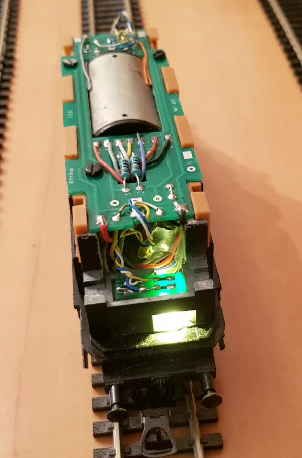 Steuerplatinen-Set, Digitalisierung, Roco-Lok E 32, LEDs, topp-super-einfach