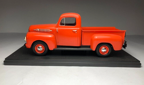 Camioneta Clásica Americana Ford F-1 Pick Up (1952) Escala 1/24 - Autos México - Imagen 4 de 12