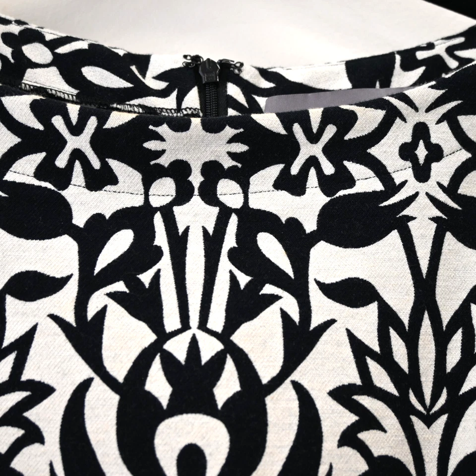 Lela Rose Fit and Flare Dress Size 10 Black White Damask Long Sleeve Boat Neck - Image 4 of 4