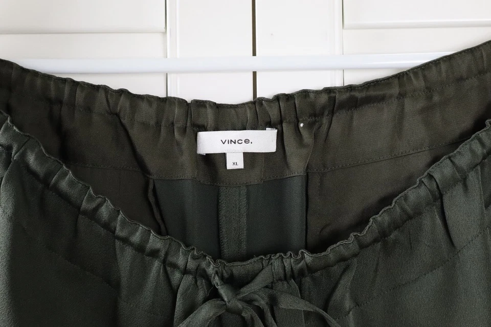 Pantalones VINCE $298 Verde Sólido Satinado Cordón Cintura Elástica Pierna Ancha Talla XL Foto 3 de 4