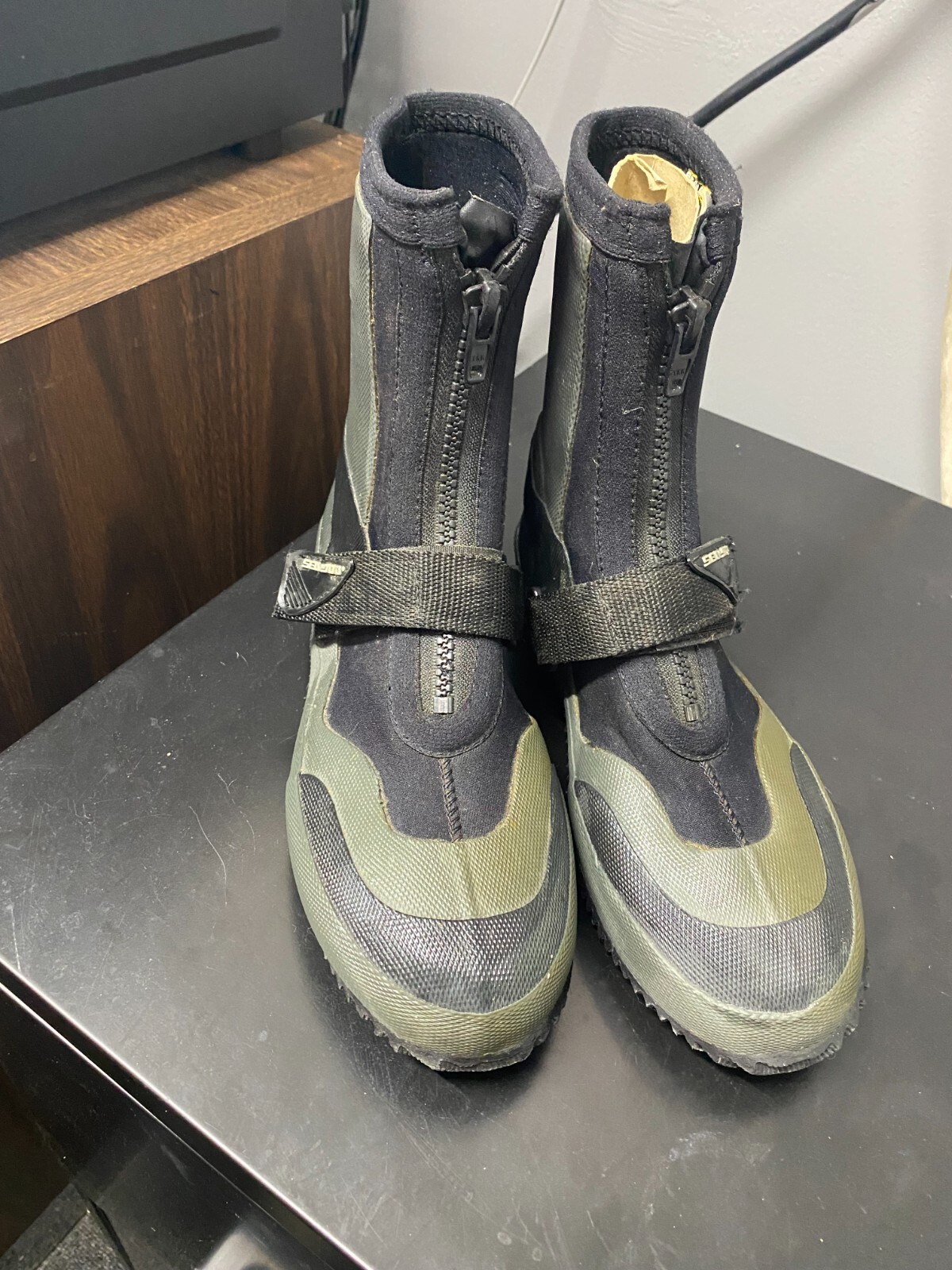 Seadoo Neoprene Jetski Boat Water Shoe Boots Size XS