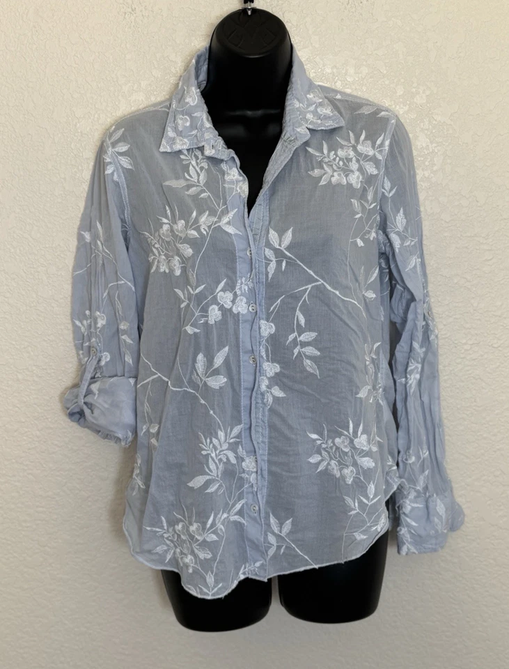 Camisa Cino Abotonada Bordada Talla XS Martinica Floral Bordada Azul Foto 2 de 4