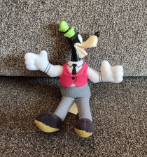 GOOFY 7" PLUSH - Disney's House of Mouse - McDonald's Corp Happy Meal Toy