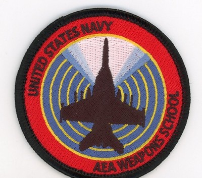 PATCH USN F/A-18 EAE WEAPONS SCHOOL UNITED STATES NAVY IRON ON PARCHE