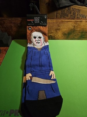 Odd Sox Halloween II Michael Myers In Coveralls With Knife Crew Socks Men's 8-12