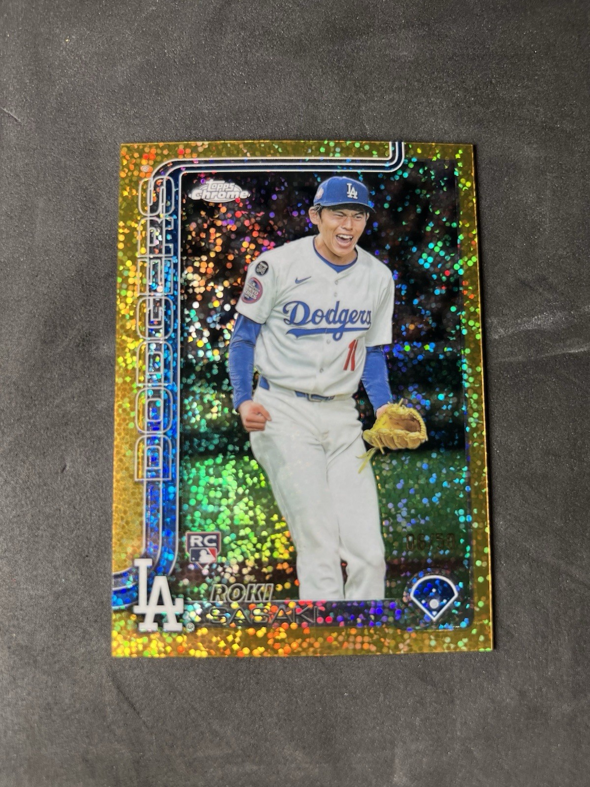 2025 Topps Chrome Image Variation Roki Sasaki #217 Gold Speckle Refractor /50