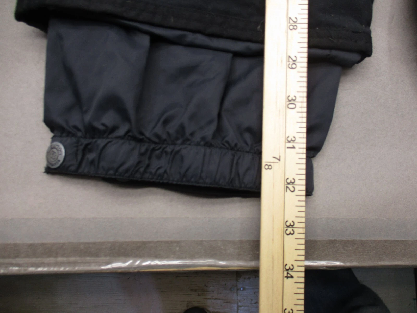 burton adjustable waist pockets boot gaiters snow pants