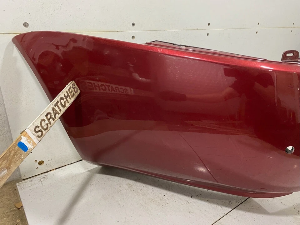 Cubierta de parachoques trasero OEM 2007-2011 Jaguar XK Foto 2 de 4