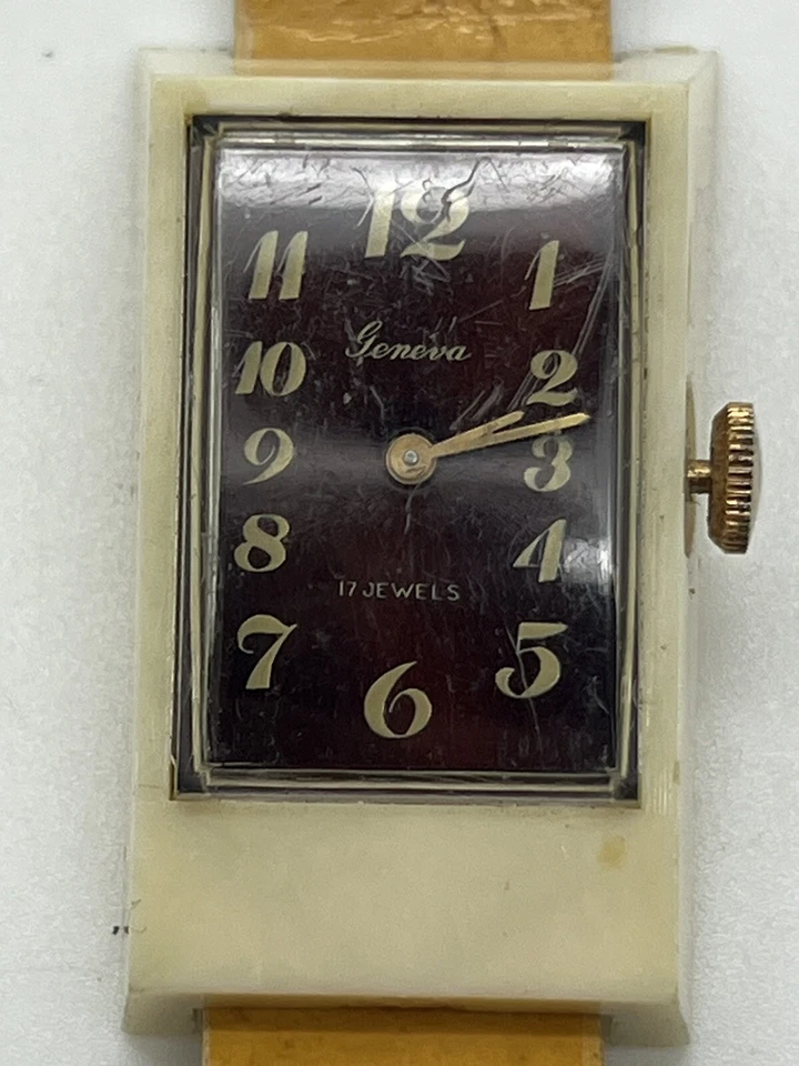 ¿Baquelita suiza vintage Ginebra 17 joyas? Reloj de pulsera de plástico para dama funciona Foto 4 de 4