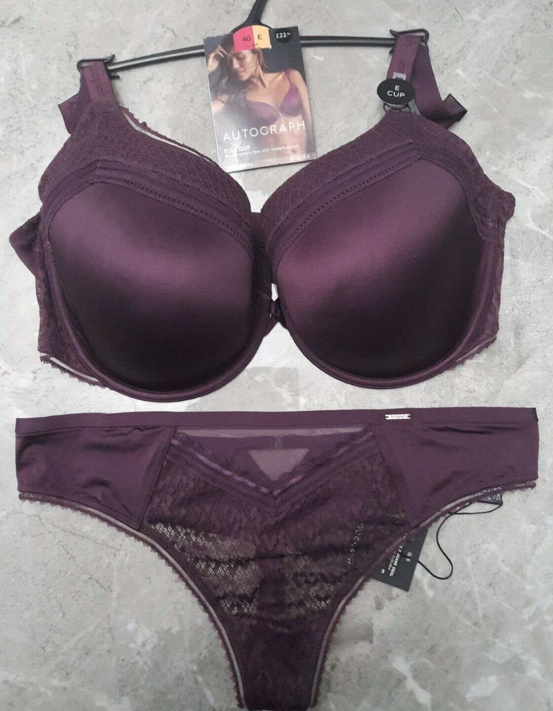 40E Bra Manufacturer regenerated product Mamp;S AUTOGRAPH Snake Max 73% OFF Lace T Cup Padded bra Full amp;