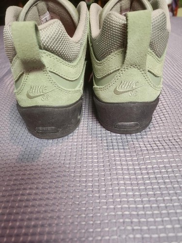 Nike Ishod Wair skate shoes. Men's size 8. Worn once. - Picture 5 of 11