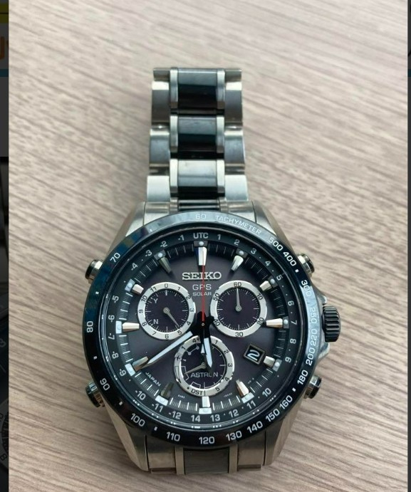 SEIKO セイコー ASTRON GPS SOLAR 8X53-0AD0-2 Seiko Astron 8X53-0AD0-2 GPS Day Date Chronograph St.Steel