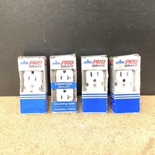 Leviton White COMMERCIAL GRADE Duplex Receptacle Outlet 15A 125V BR15-W Lot Of 4