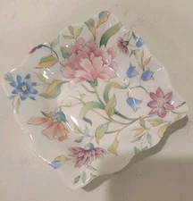Queen's China Staffordshire Crownford English Fine Bone China 5" Square Dish
