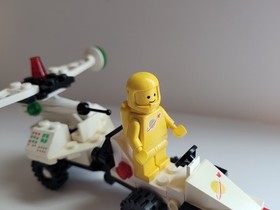 Vintage LEGO Classic Space, Lot 1557, 1558, 1580, 6801, 6822, 6823, 6827, 6849