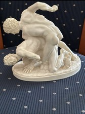 Figur aus Alabaster-/Marmor-Komposit(gegossen). Bildhauer A.Santini.