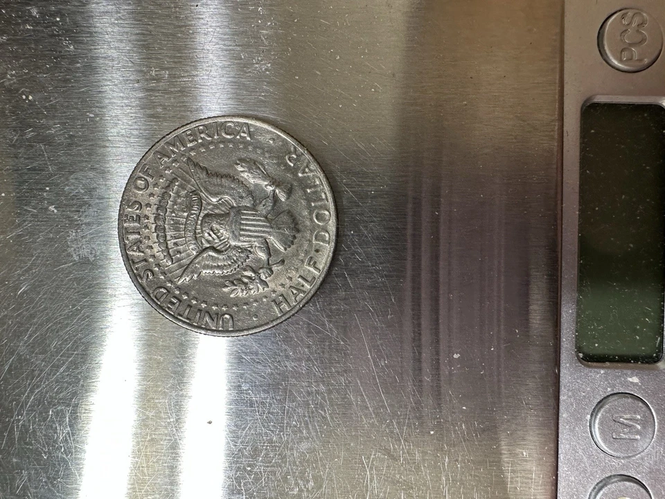 1972D Kennedy Half Dollar .50 US Cents NO FG - Image 2 of 2