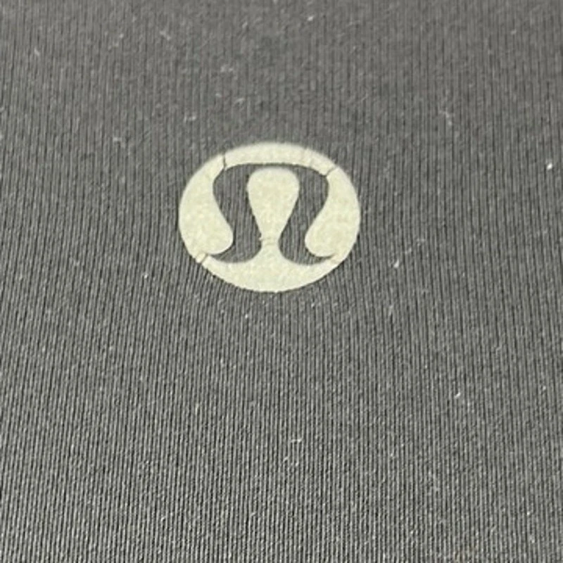 Lululemon Women's Black Low Rise Athletic Yoga Crop Capri Tight Leggings Pants S - Image 4 of 4