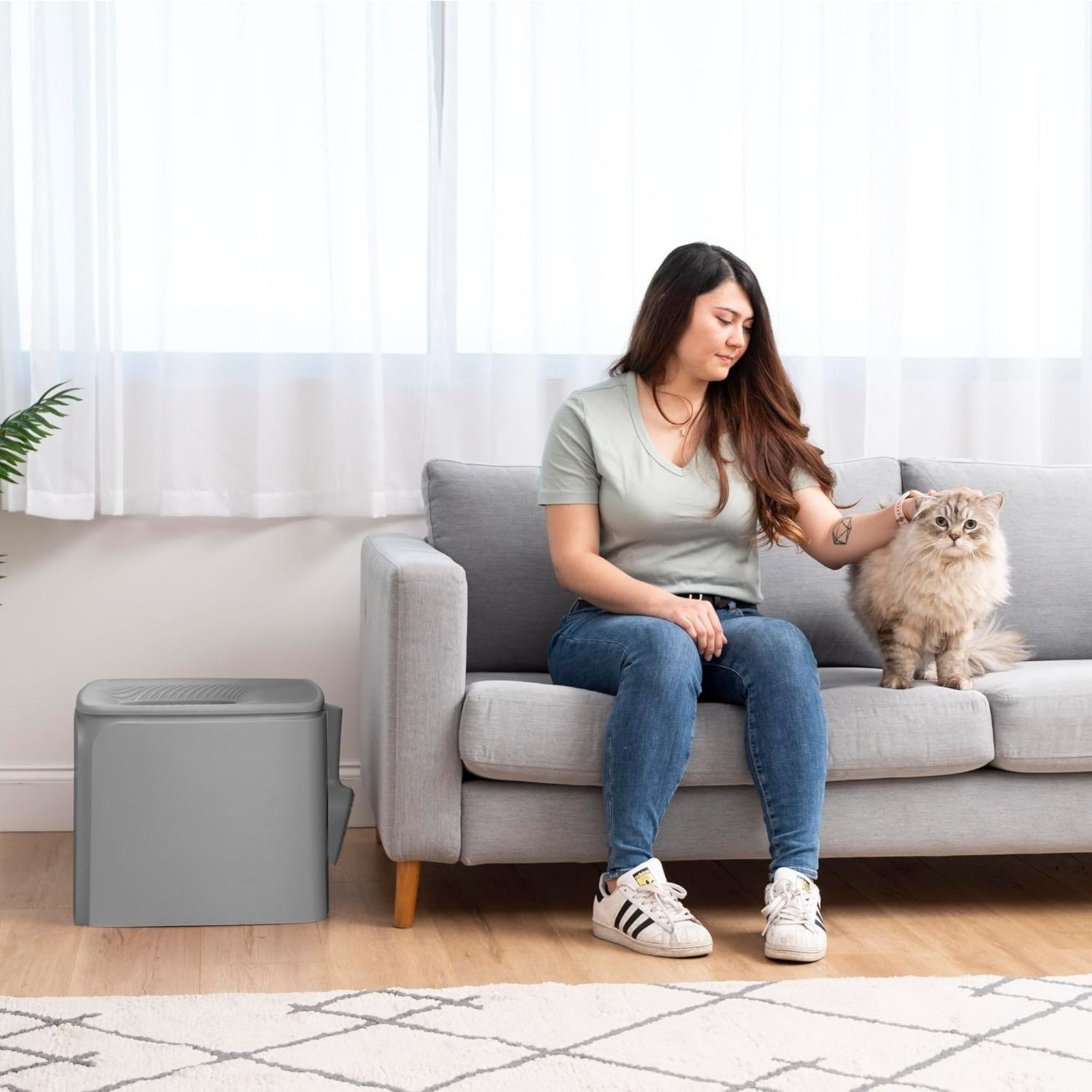 IRIS USA Premium Top Entry Cat Litter Box with Scoop & Enclosed Design(Open Box)