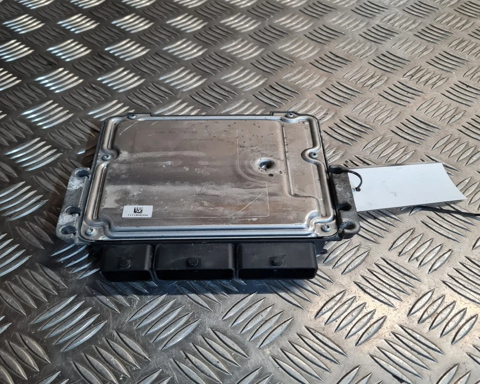 Renault Traffic 2014-2019 Ecu (motor) Foto 4 de 4