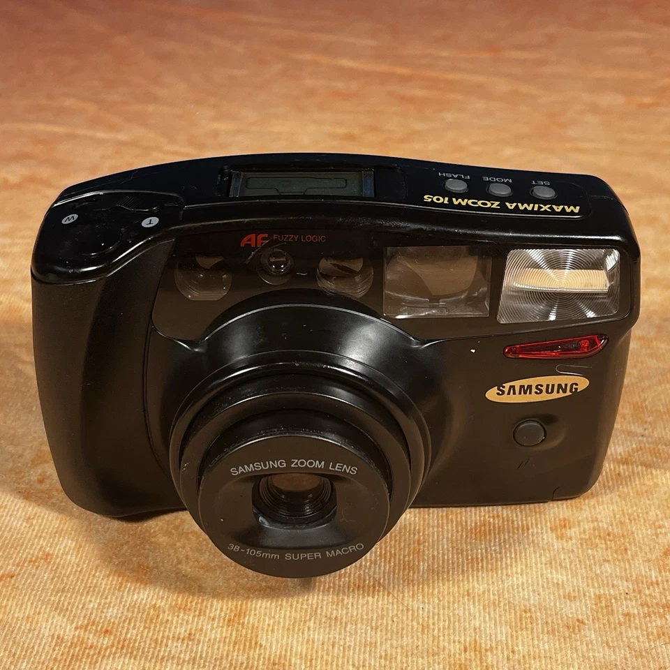 Equipo de cámara Samsung Máxima Zoom 105 35 mm con bolsa, baterías nuevas, probado con película Foto 2 de 4