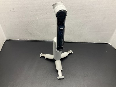 Insta360 Flow Gimbal Stabilizer for Smartphone AI White