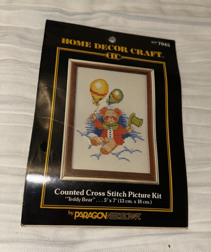 Vintage 1984 Home Decor Craft: Counted Cross Stitch Picture Kit "Teddy Bear" 5x7 - Picture 1 of 3