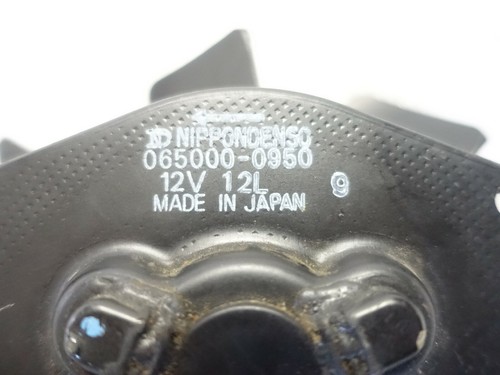E3. Yamaha FZR 600 3HE Lüfter Kühler Ventilator Kühler - Picture 3 of 4