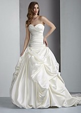 Gorgeous DaVinci Bridal Dress Model 50004