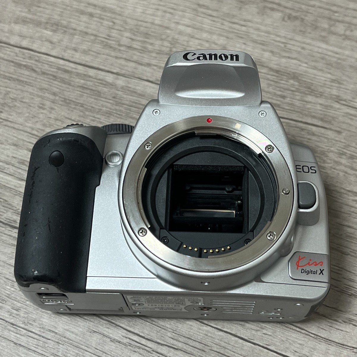 Canon EOS Kiss Digital X DIGITAL CAMERA WORKS&In Good Shape BODY 