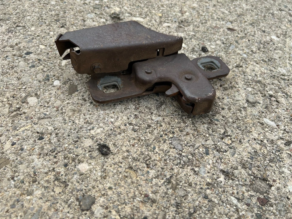 83-88 Ford Bronco II Ranger Hood Latch Assembly, Catch Handle Release, Used OEM - Image 2 of 4